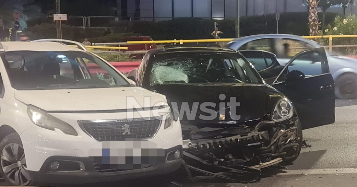 Καραμπόλα τριών οχημάτων στην άνοδο της Συγγρού