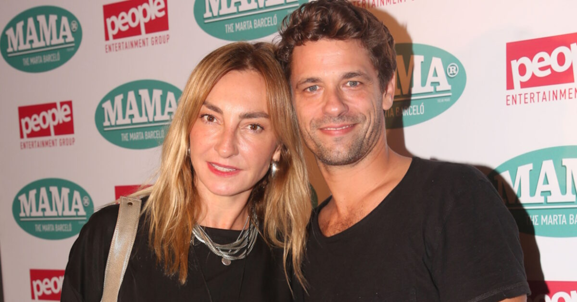 Ο Αποστόλης Τότσικας και η Ρούλα Ρέβη υιοθέτησαν αδέσποτο από το καταφύγιο της Κατρίνας Τσάνταλη και της Τόνιας Σωτηροπούλου