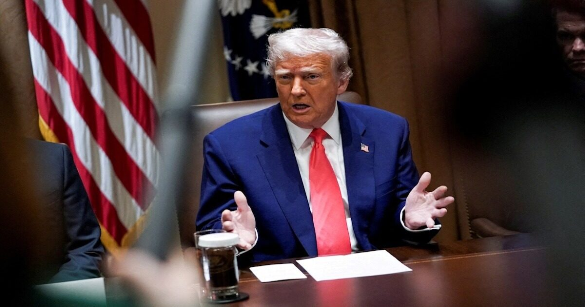 CNN: Ο Τζέφρι Επστάιν στον γάμο του Ντόναλντ Τραμπ – Αποκαλυπτικές φωτογραφίες και βίντεο