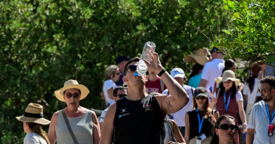 Καύσωνας: Τους 43 βαθμούς Κελσίου πλησίασε το θερμόμετρο – «Ψήθηκαν» Πελοπόννησος, ανατολική Στερεά, Θράκη και Θεσσαλία
