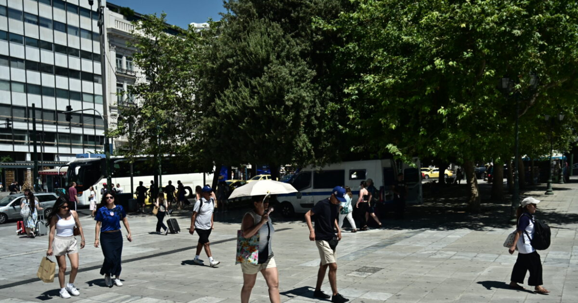 Καιρός: Ισχυροί άνεμοι σήμερα και θερμοκρασία στους 44 βαθμούς – Υποχωρεί ο καύσωνας από Δευτέρα