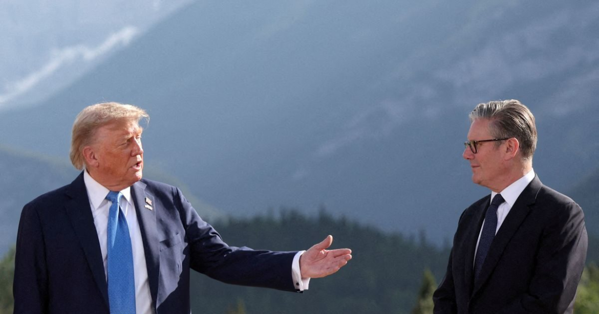 Τραμπ σε Στάρμερ: Η νίκη απέναντι στον Φάρατζ θα έρθει με τη μείωση φόρων και μεταναστών