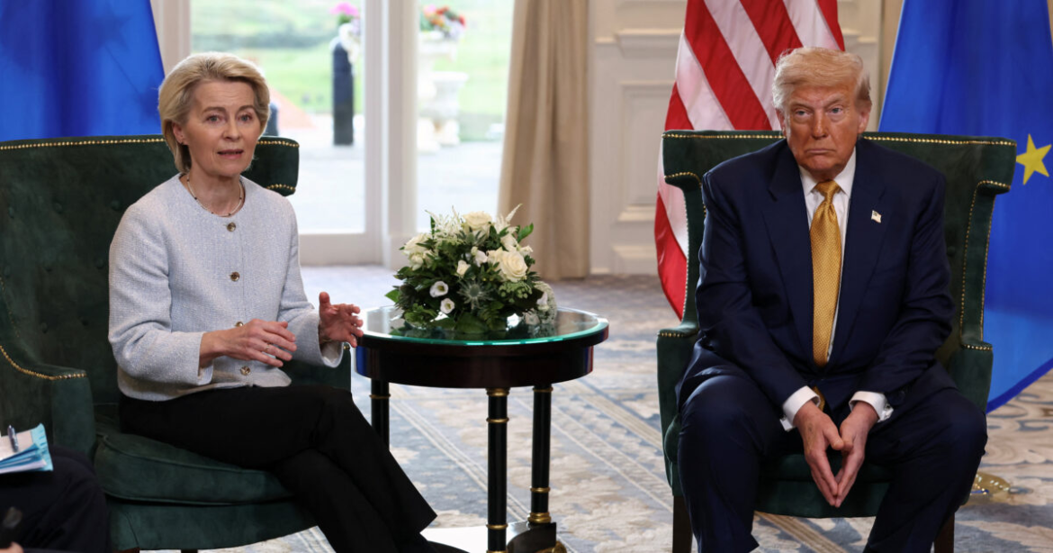 Αυτή είναι η τελική συμφωνία Τραμπ – φον ντερ Λάιεν για δασμούς, ενέργεια, επενδύσεις – Όλοι οι όροι