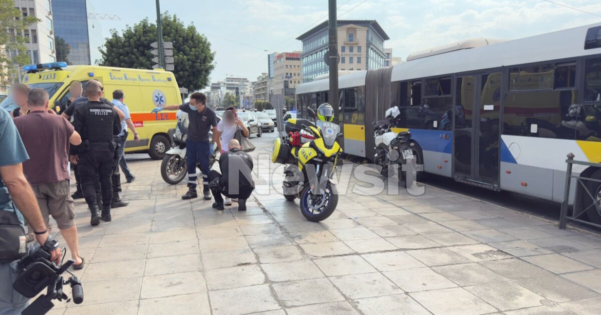 Σύγκρουση λεωφορείου με αυτοκίνητο στη Συγγρού – Επτά τραυματίες, ανάμεσά τους και ένα 5χρονο παιδί