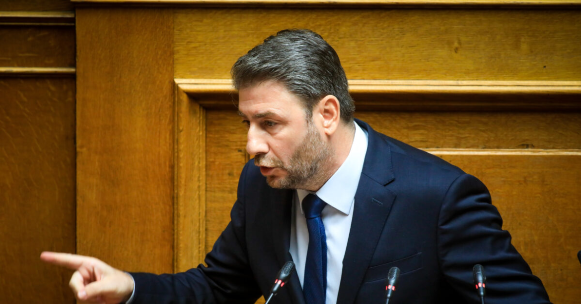 «Πάρτι» απευθείας αναθέσεων καταγγέλλει το ΠΑΣΟΚ – Κατατέθηκε τροπολογία στη Βουλή