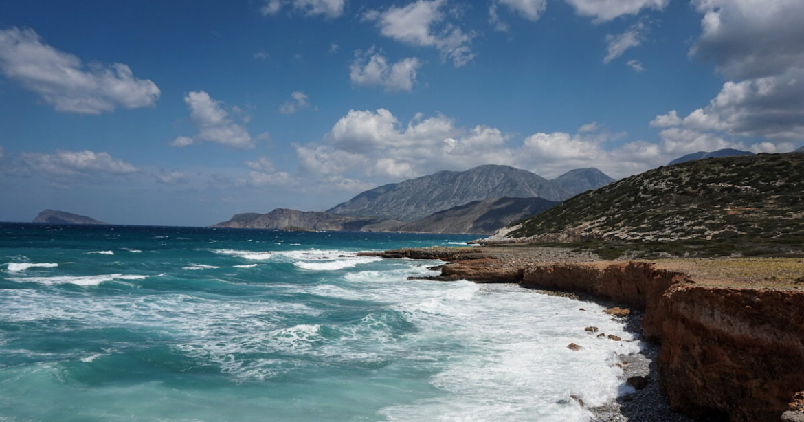 Καιρός: Εκρηκτικό κοκτέιλ με 40αρια και θυελλώδεις ανέμους έως 8 μποφόρ – Αυξημένος ο κίνδυνος πυρκαγιάς και την Κυριακή