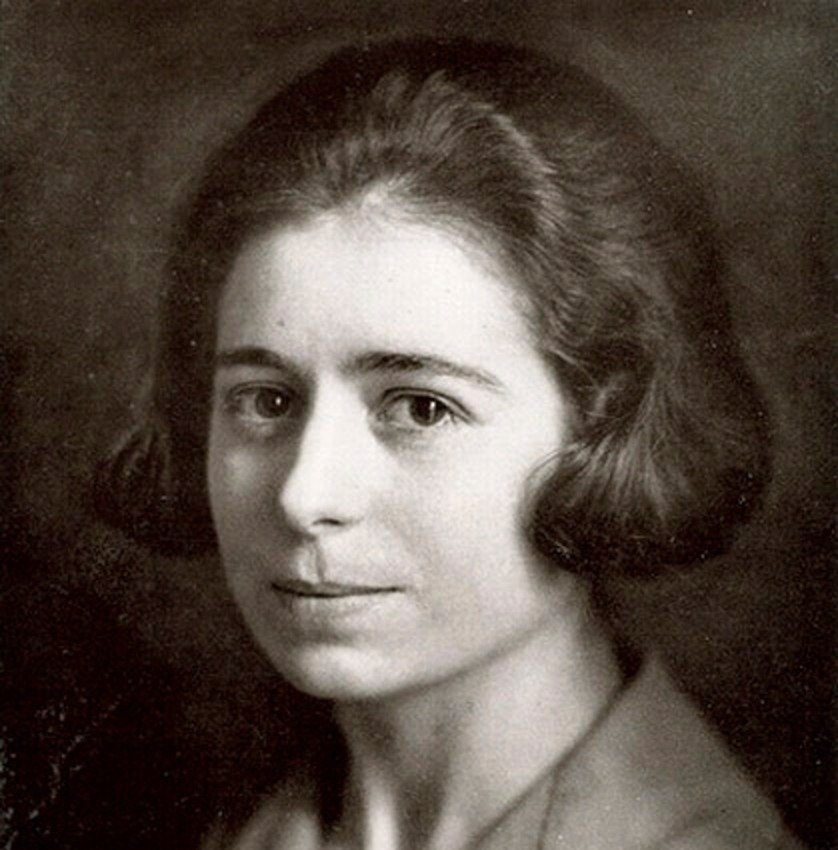 Έλλη Σουγιουλτζόγλου-Σεραϊδάρη (Nelly’s) : Η γυναίκα που απαθανάτισε το φως της Ελλάδας