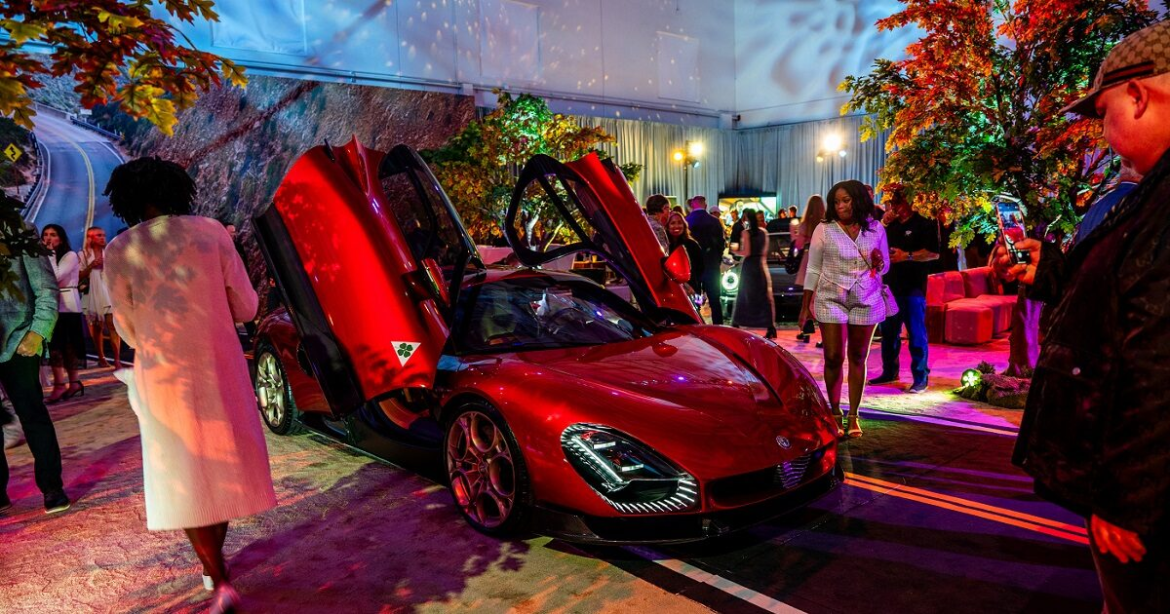 Alfa Romeo: Η 33 Stradale των 33 μονάδων μάγεψε την Αμερική