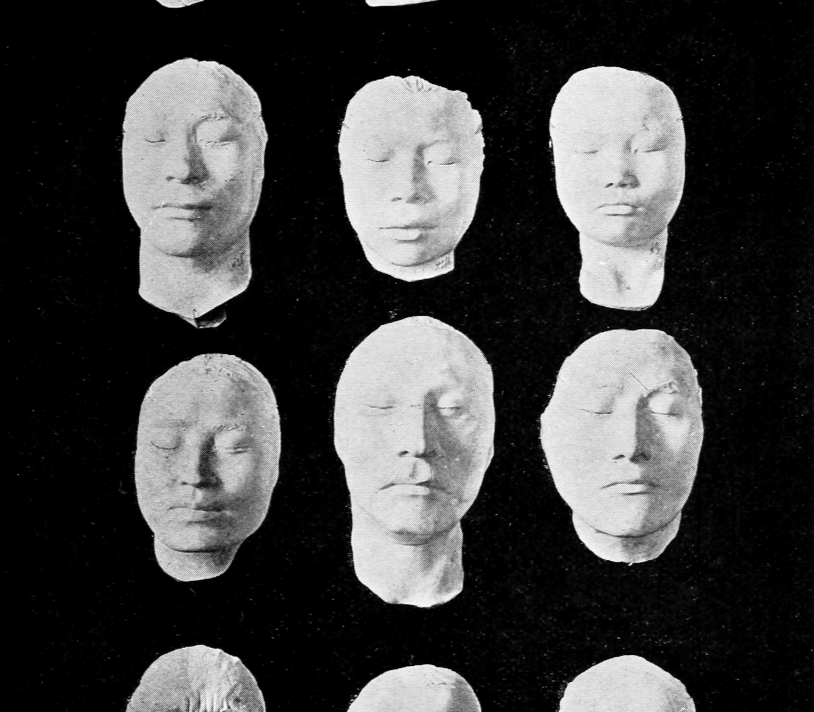 Πρόσωπα 2.000 Ετών Ζωντανεύουν: Οι Μάσκες Θανάτου της Σιβηρίας Αποκαλύπτονται με την Τεχνολογία