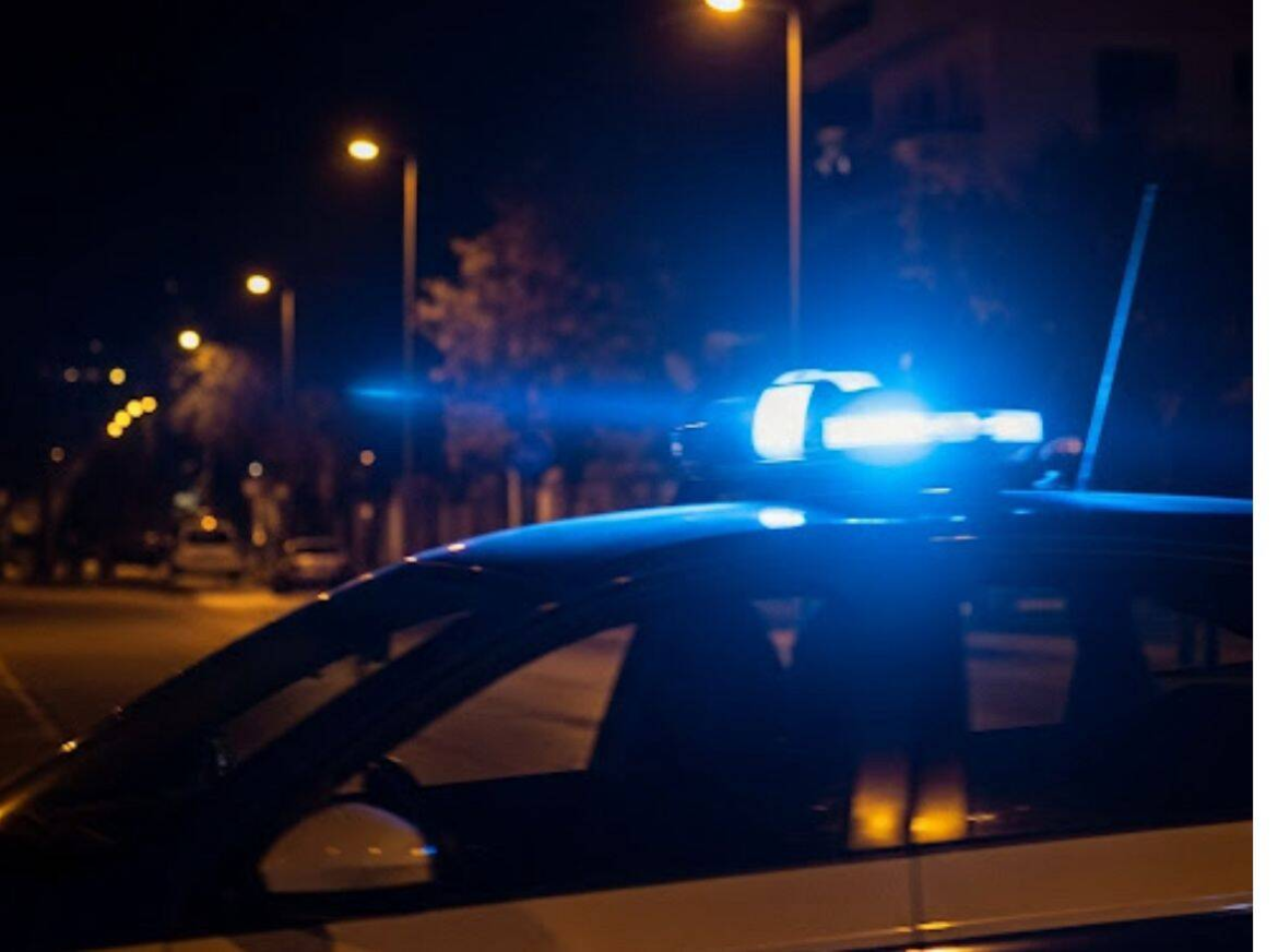 Τροχαίο ΣΟΚ στη Λεωφόρο Βουλιαγμένης – Οδηγός και επιβάτες εγκατέλειψαν το σημείο