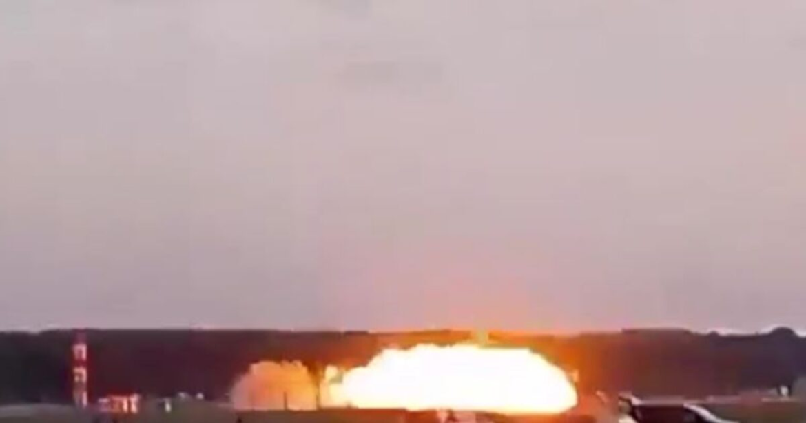 Πολωνία: Σοκαριστική συντριβή μαχητικού αεροσκάφους F16 – Νεκρός ο πιλότος