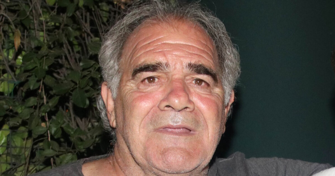 Γιάννης Μποσταντζόγλου: «Οι εκδοτικοί οίκοι φοβούνται να εκδώσουν το βιβλίο μου»