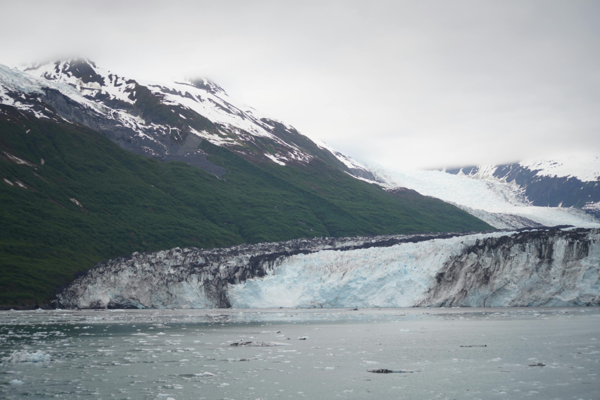Αλάσκα: Η Γέννηση ενός Νησιού από τα Σπλάχνα του Παγετώνα – Η Κλιματική Αλλαγή Αλλάζει το Χάρτη [Βίντεο]