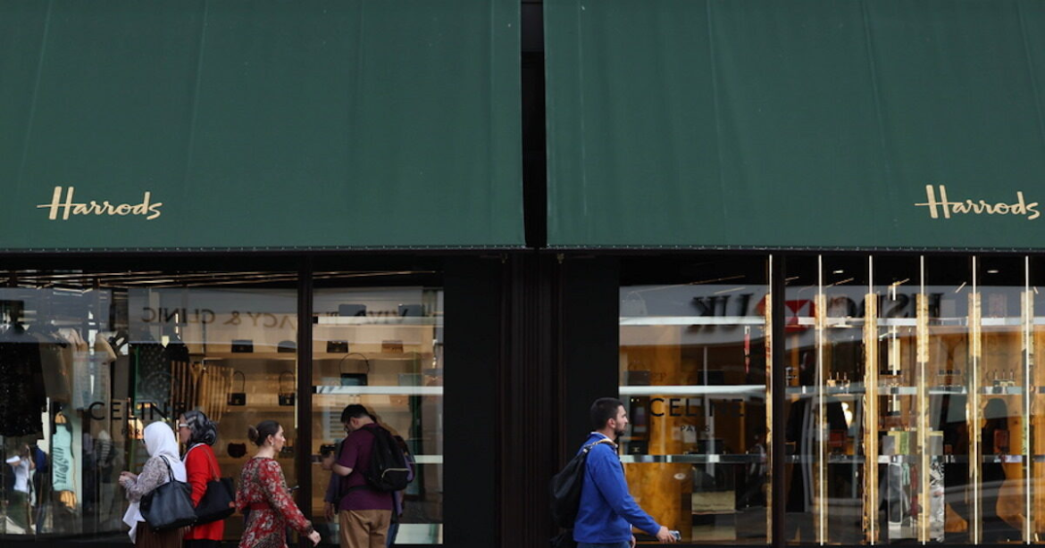Harrods: Hackers έκλεψαν ονόματα και στοιχεία επικοινωνίας πελατών του eshop