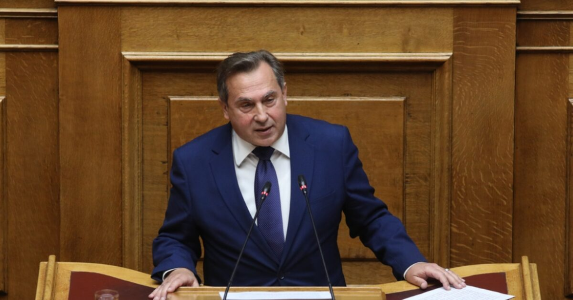 Διεγράφη ο βουλευτής Νίκος Βρεττός από τη «Νίκη» – Με 8 βουλευτές έμεινε το κόμμα