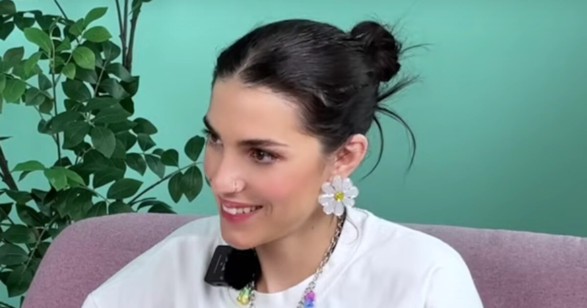 Άννα Μαρία Βέλλη: «Στην τηλεόραση σε απειλούσαν συνέχεια με απόλυση, σου έλεγαν ότι δεν είναι αρκετά αυτά που κάνεις»