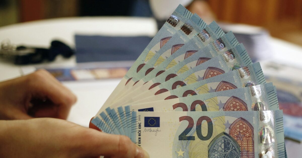 Νέα μέτρα στήριξης των νέων: Μηδενικός φόρος για εργαζόμενους ως 25 ετών και μέχρι 20.000 ευρώ