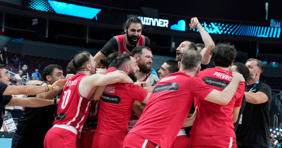 Eurobasket 2025: Γεωργία ή Φινλανδία στη ζώνη των μεταλλίων – Πότε είναι η μεταξύ τους αναμέτρηση στα προημιτελικά