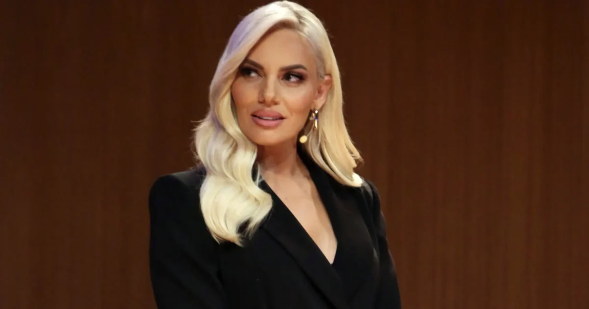 Ιωάννα Μαλέσκου – Κωνσταντίνος Δανιάς: Η βάφτιση της κόρης τους και οι καλεσμένοι στη λαμπερή δεξίωση