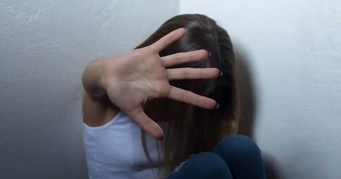 Φθιώτιδα: «Στα 17 μου πήγα με 45άρα, ήταν τέλεια» έγραφε 56χρονος σε ανήλικη – Του επιβλήθηκε 3ετής ποινή φυλάκισης