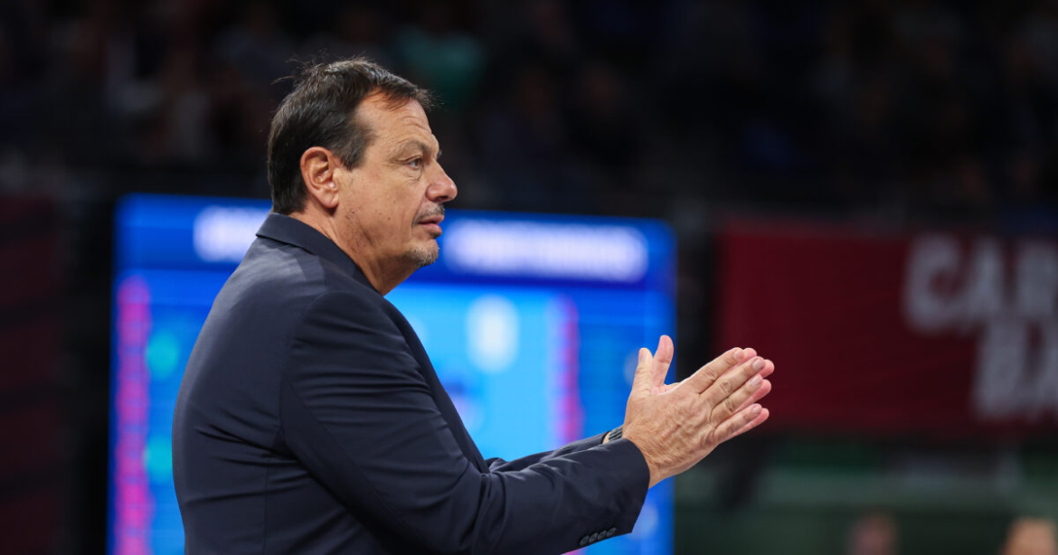 Έξαλλος ο Εργκίν Αταμάν μετά το Μπασκόνια – Παναθηναϊκός, αποθέωσε τον Κέντρικ Ναν και «έκραξε» τους υπόλοιπους παίκτες