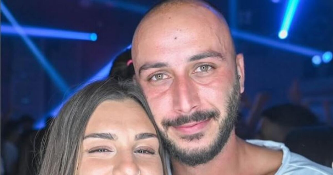 Επιζών της σφαγής της Χαμάς στο φεστιβάλ στο Ισραήλ αυτοπυρπολήθηκε στο αυτοκίνητό του δυο χρόνια μετά την τραγωδία – Είχε δολοφονηθεί η κοπέλα του