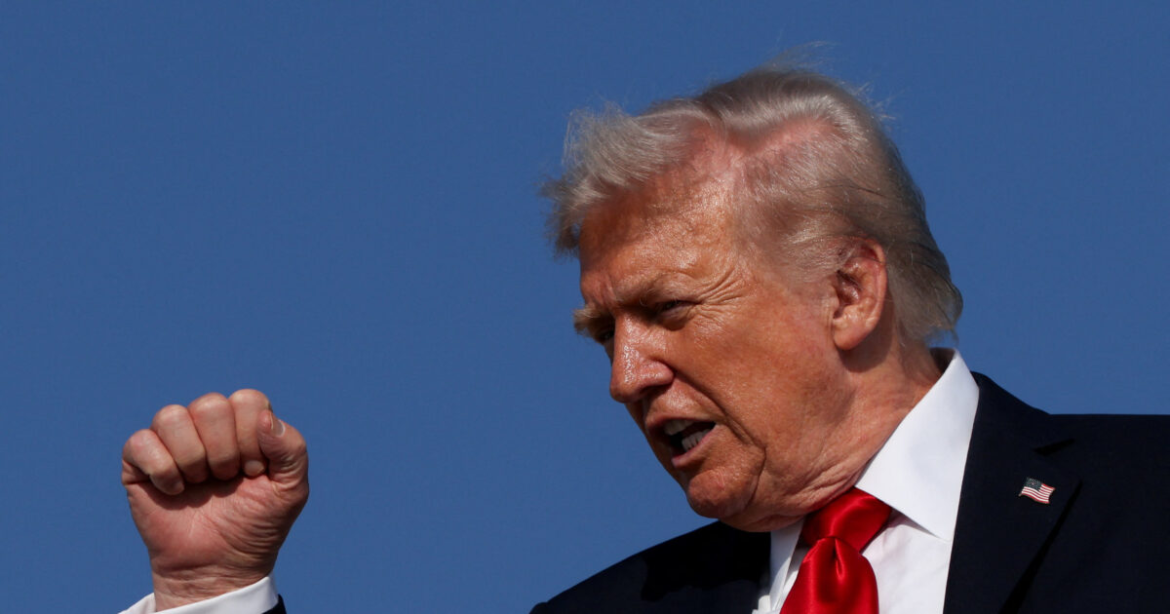 Πώς ο Ντόναλντ Τραμπ κατάφερε να φέρει συμφωνία για τη Γάζα ενώ ο Τζο Μπάιντεν είχε αποτύχει: «Το σωστό timing και οι εκβιασμοί»