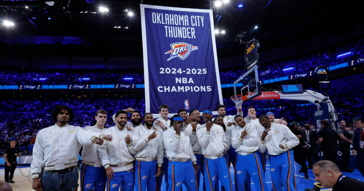 Θάντερ – Ρόκετς 125-124: Οι πρωταθλητές του NBA πήραν τα δαχτυλίδια τους και λύγισαν σε δύο παρατάσεις τον απίθανο Αλπερέν Σενγκούν