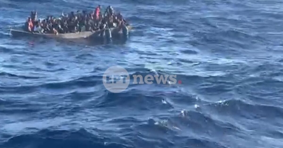 Γαύδος: Βίντεο λίγο πριν ανατραπεί η λέμβος με τους μετανάστες – Φώναζαν μέσα στη θάλασσα