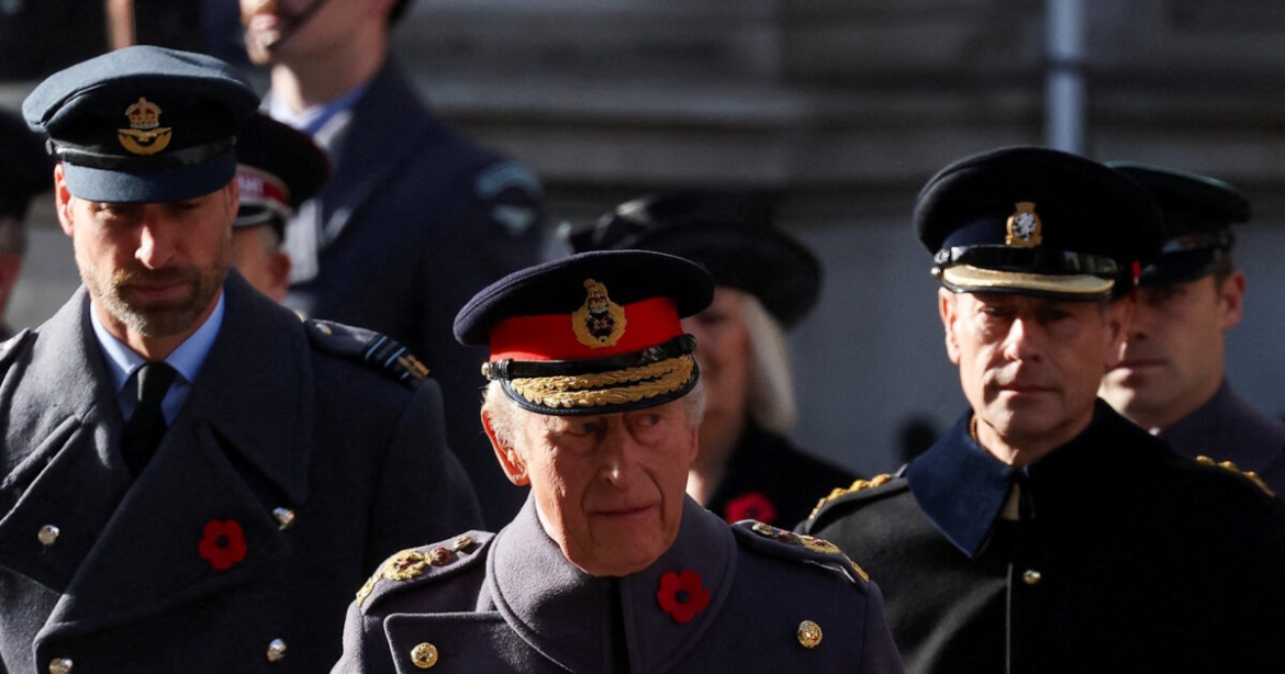 Ο Βασιλιάς Κάρολος γίνεται 77 ετών και γιορτάζει σημαντικές νίκες κόντρα στα σκάνδαλα, στον καρκίνο και στις χαμηλές προσδοκίες