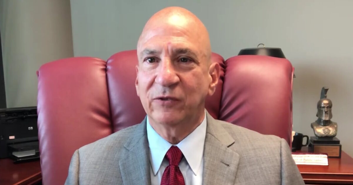 Ο εισαγγελέας Πιτ Σκανδαλάκης εναντίον του Τραμπ για απόπειρα ανατροπής του εκλογικού αποτελέσματος στην Τζόρτζια