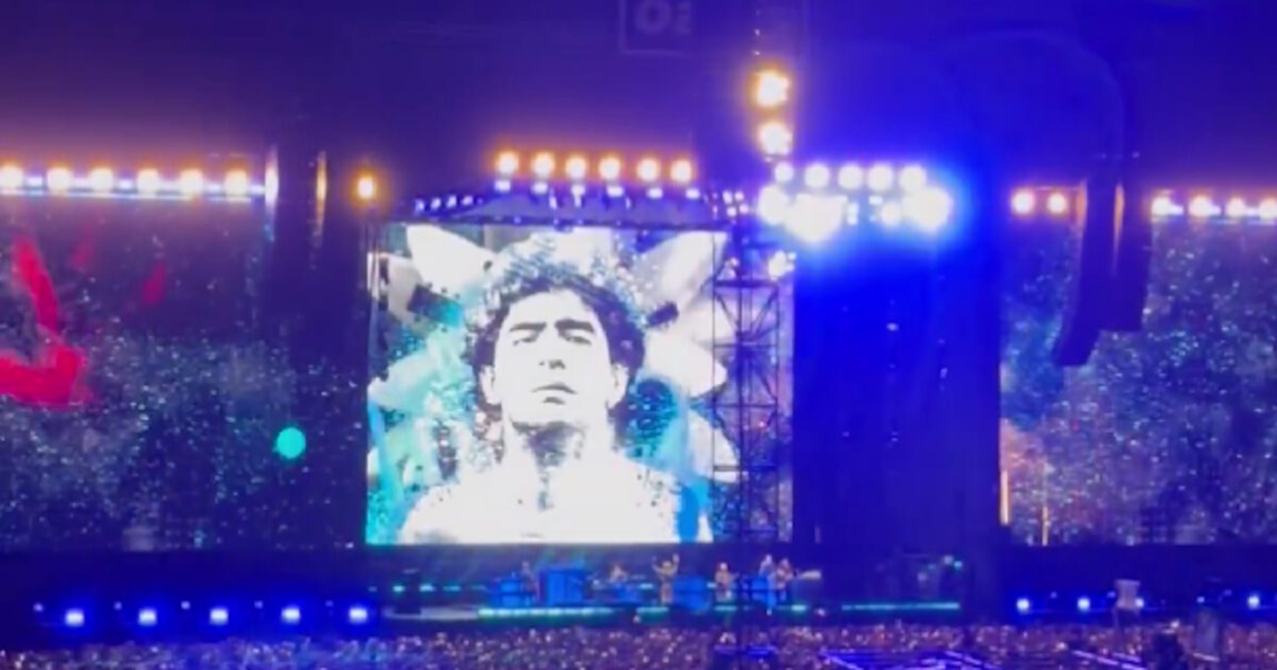 Οι Oasis τίμησαν τη μνήμη του Μαραντόνα σε συναυλία στην Αργεντινή – Η ιδιαίτερη αφιέρωση του Λίαμ Γκάλαχερ