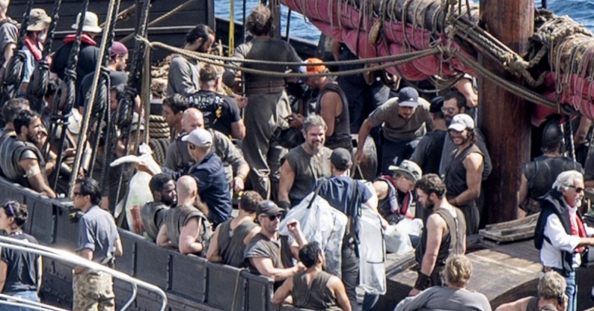 Κρίστοφερ Νόλαν: Νέες φωτογραφίες από τα γυρίσματα της ταινίας «Οδύσσεια» – Οι ρόλοι που αναλαμβάνει το «super – cast» των αστέρων