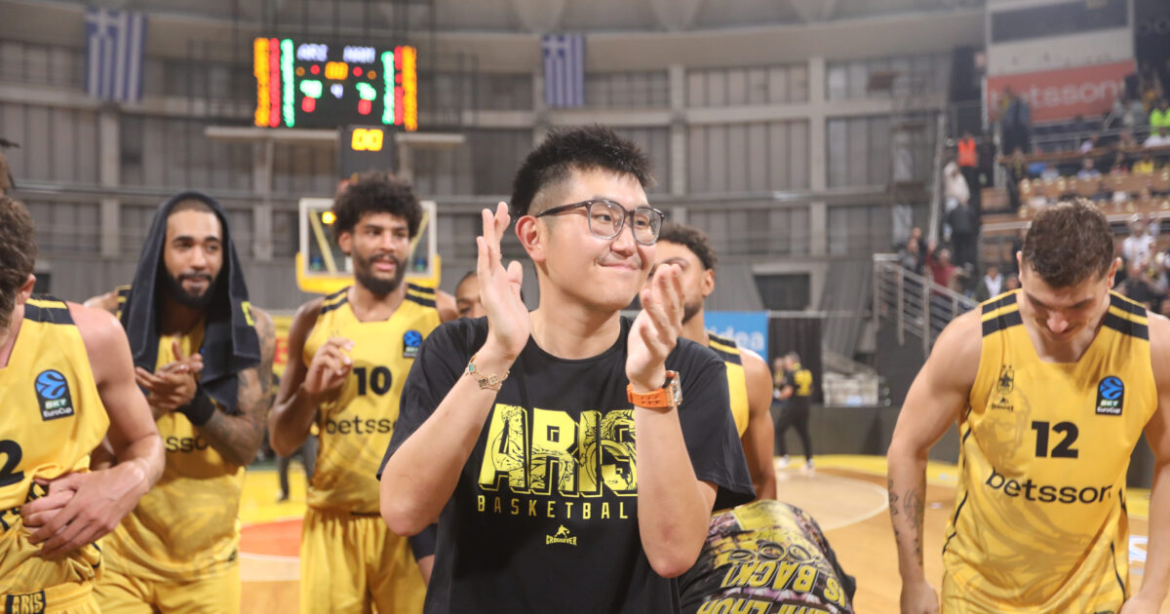 Ο Ρίτσαρντ Σιάο «καθάρισε» τον Άρη Betsson από οφειλές προς το Ελληνικό Δημόσιο και τα Ασφαλιστικά Ταμεία