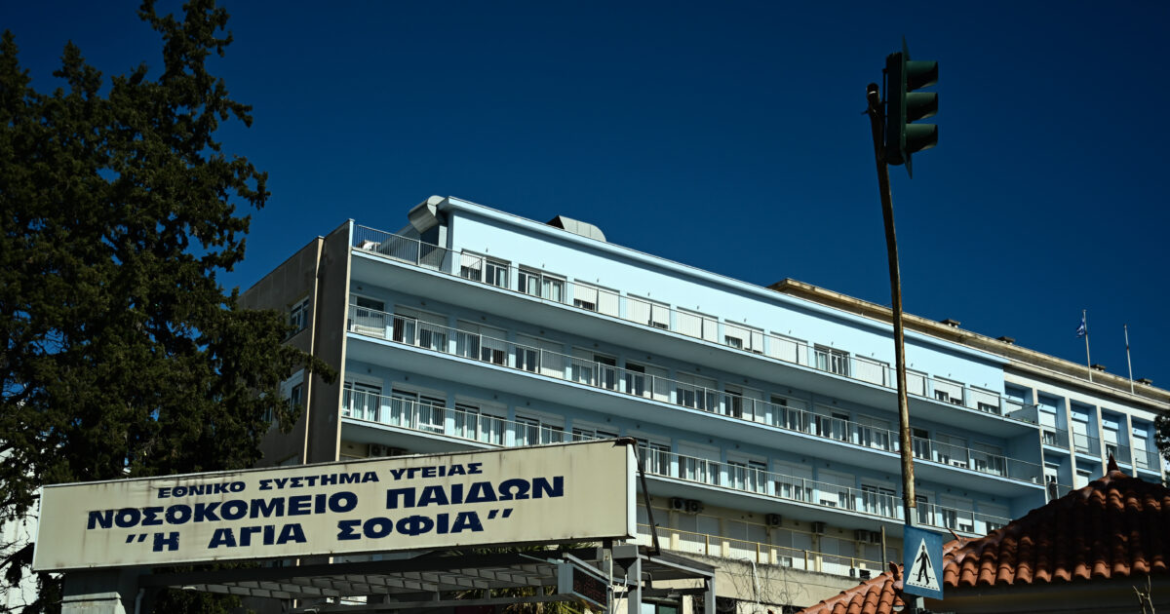 Βάρκιζα: Άγρια συμπλοκή με μαχαιρώματα μεταξύ ανηλίκων – 2 άτομα στο νοσοκομείο, 8 συλλήψεις