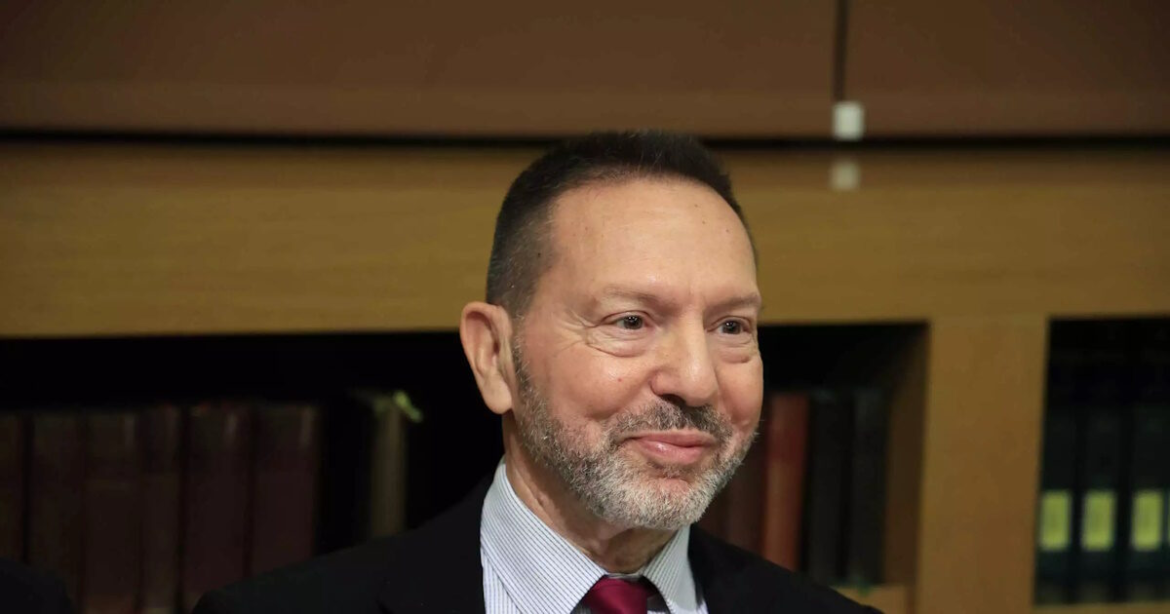 Στουρνάρας: Αντίθετος σε μείωση των επιτοκίων το Δεκέμβριο 2025