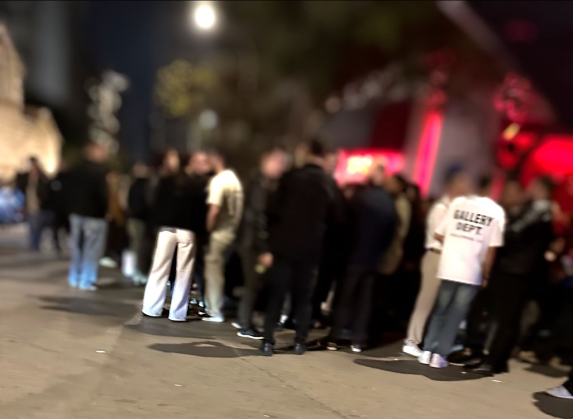 Athens by Night: Το πάρτι που δεν τελειώνει ποτέ