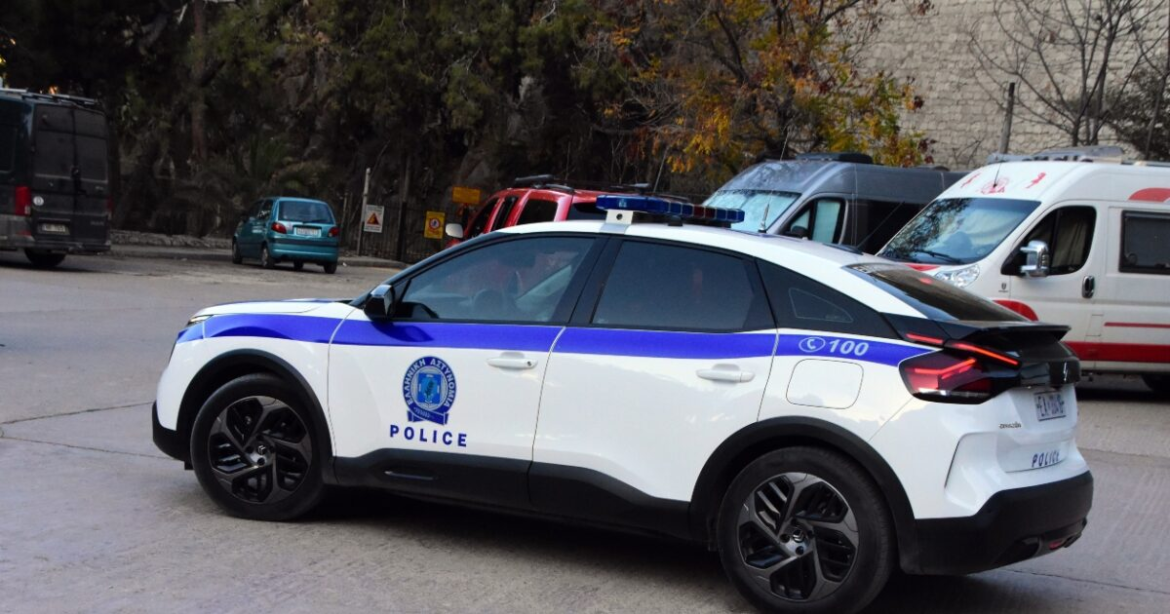 Αίγιο: Του έσπασε το αυτοκίνητο, τον χτύπησε και τον άφησε λιπόθυμο και εξαφανίστηκε