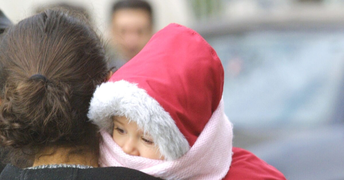 «Προσοχή στις βαριές λοιμώξεις στις γιορτές» λένε οι πνευμονολόγοι – Πόσο προστατεύει το φετινό αντιγριπικό εμβόλιο