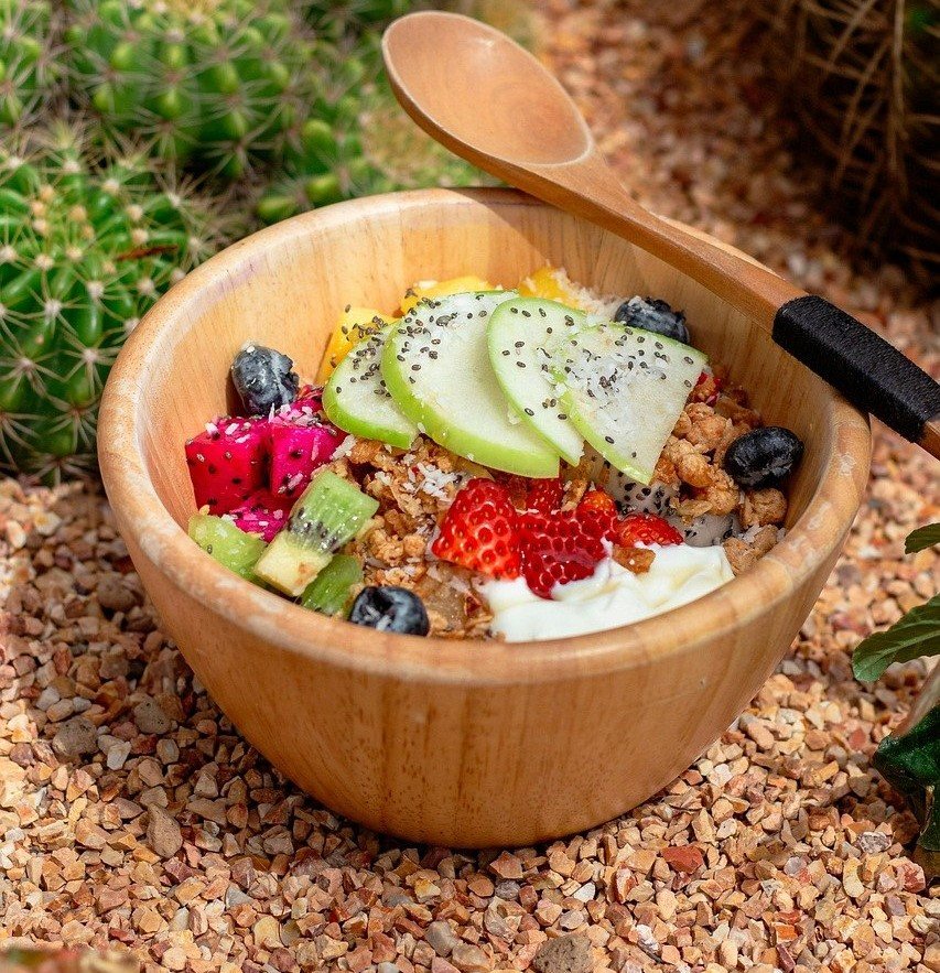 Τροφές που Θεωρούμε Υγιεινές, αλλά Δεν Είναι Πάντα – Η Αλήθεια Πίσω από το «Health Halo»