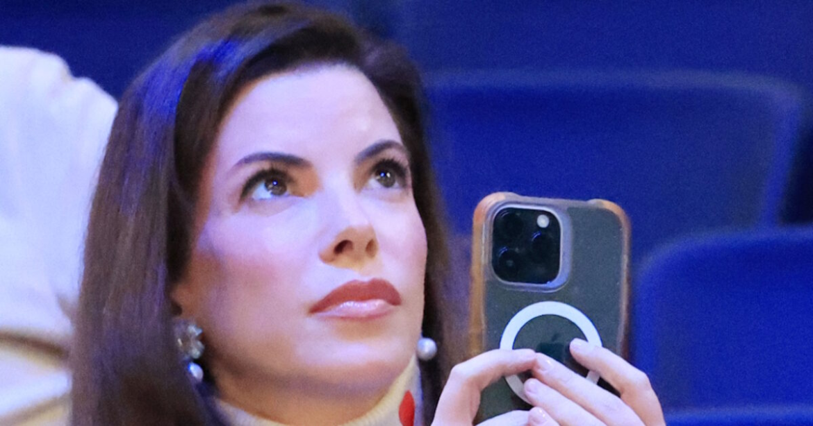 Αντελίνα Βαρθακούρη: «Όταν αποφάσισα να σταματήσω την τηλεόραση, με κοίταζα στον καθρέφτη και δεν με  αναγνώριζα»