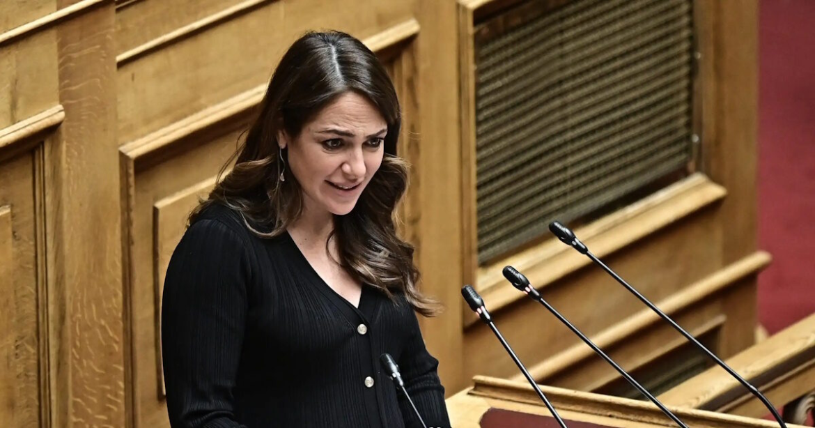 Η ολιστική στρατηγική της Δόμνας Μιχαηλίδου για το δημογραφικό ^ και επίσημη η διόρθωση στο μέτρο της επιστροφής ενοικίου ^ κυβερνητική άγνοια κινδύνου για τις ρευματοκλοπές ^ τζίρος €65 εκατ. για Concentrix Greece ^ όχι στην υποχρεωτική αγορά ηλεκτρικών Ι.Χ. ^ δίχως τέλος οι καθυστερήσεις στις πτήσεις ^ νέος παίκτης στην ενέργεια 