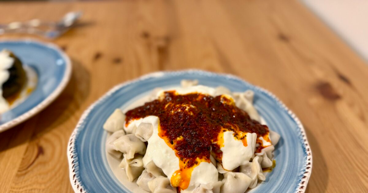 Viral το 2025: ζυμαρικά αλά τούρκα με σάλτσα βουτύρου