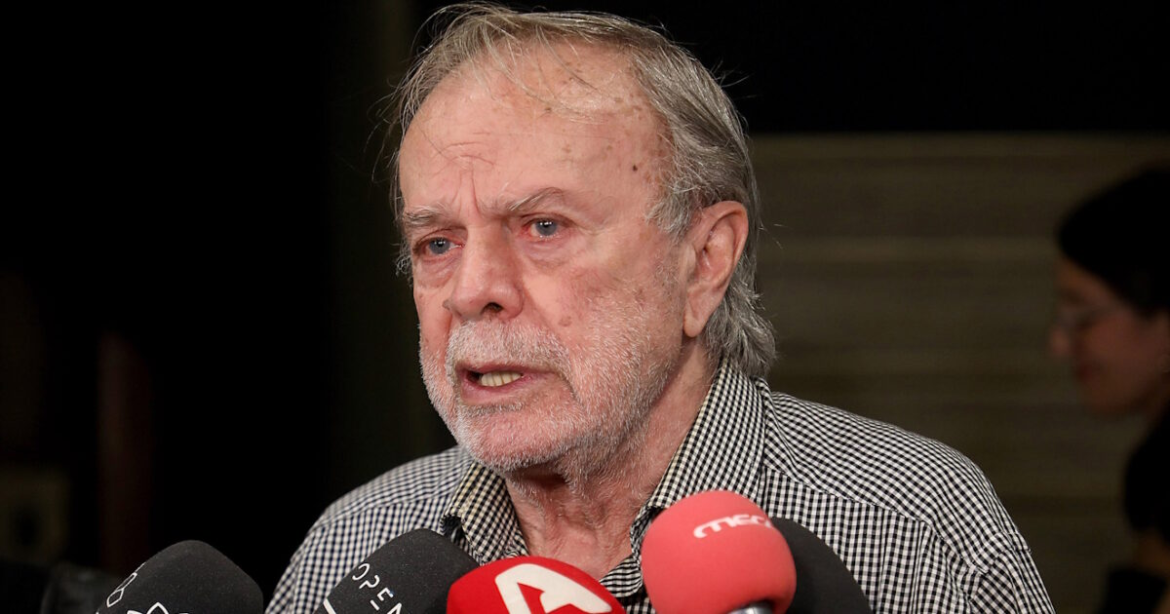 Ο Χρήστος Πολίτης χάριζε χρήματα σε άπορους ηθοποιούς – Η αποκάλυψη του Σπύρου Μπιμπίλα για τη φιλανθρωπική του δράση