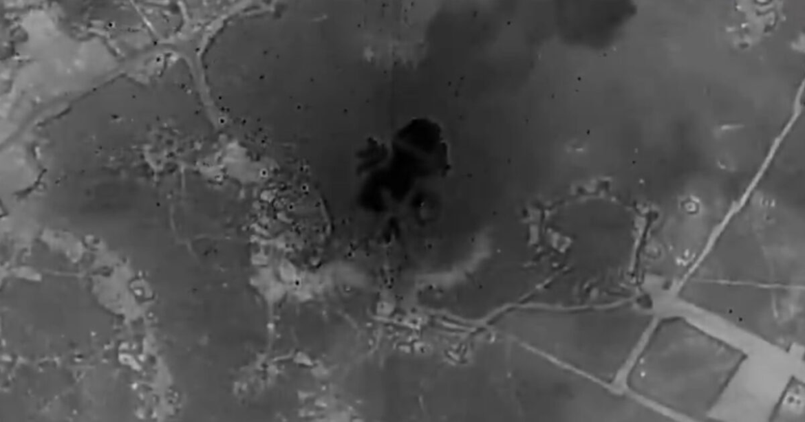 Με εντολή Τραμπ οι ΗΠΑ βομβάρδισαν προπύργια του ISIS στη Συρία – Βίντεο από την επίθεση