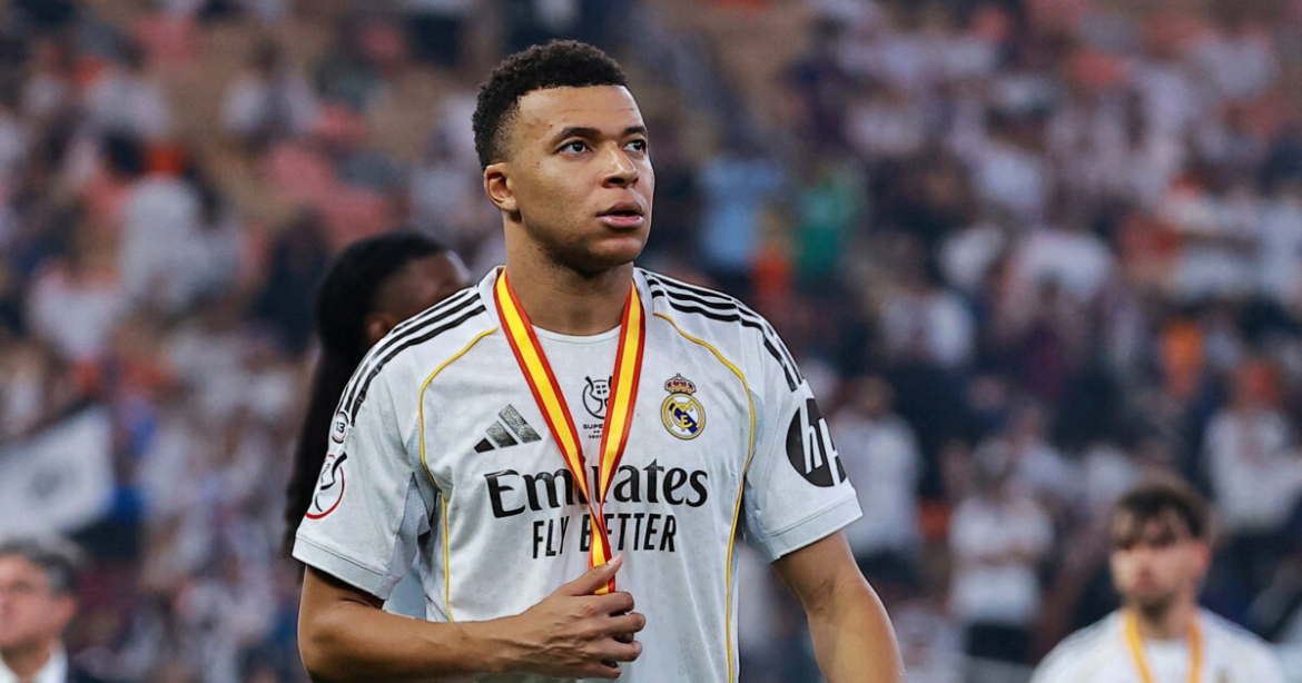 Ο Κιλιάν Εμπαπέ αρνήθηκε να ανταποδώσει το «pasillo» στην Μπαρτσελόνα