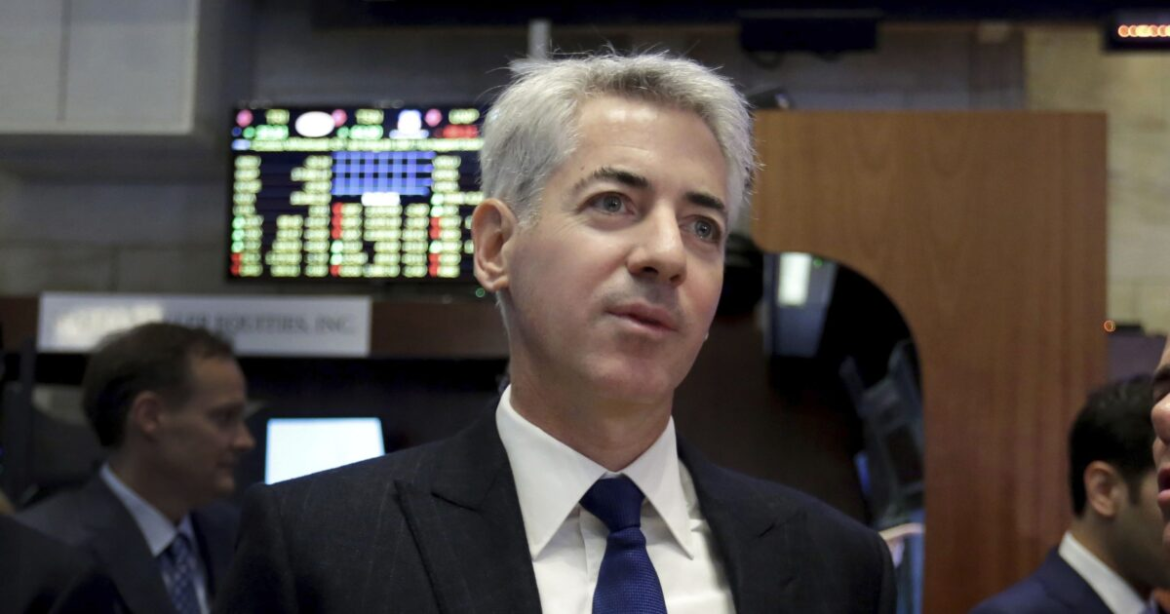 Ο δισεκατομμυριούχος Μπιλ Άκμαν δώρισε 10.000 δολάρια για τον πράκτορα της ICE που σκότωσε εν ψυχρώ τη Ρενέ Γκουντ στη Μινεάπολη των ΗΠΑ