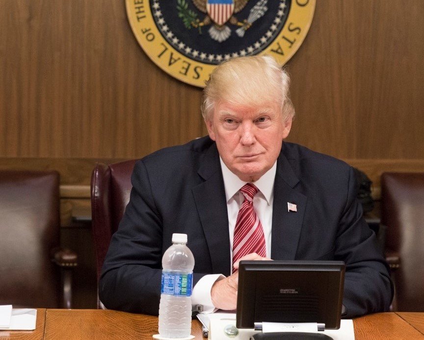 Ο Τραμπ τερματίζει την Προσωρινή Προστασία (TPS) για χιλιάδες Σομαλούς – Η Ανακοίνωση Λευκού Οίκου