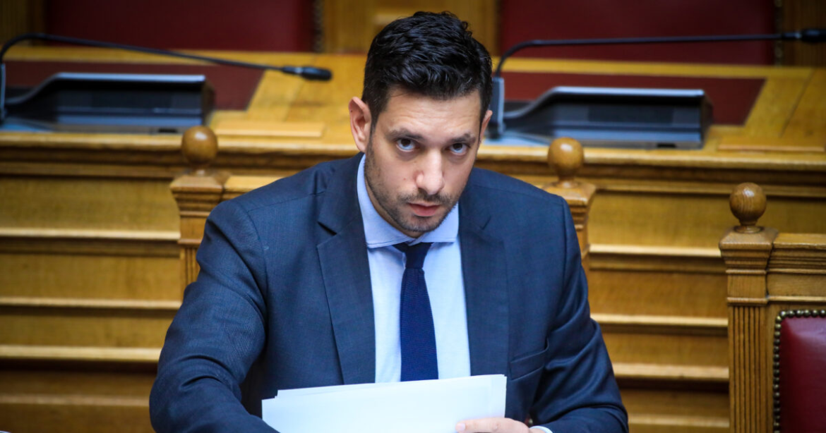 Κυρανάκης κατά Λυμπερόπουλου: Λέει ψέματα, η υποχρέωση μηδενικών ρύπων αφορά λιγότερο από το 1% των ταξί