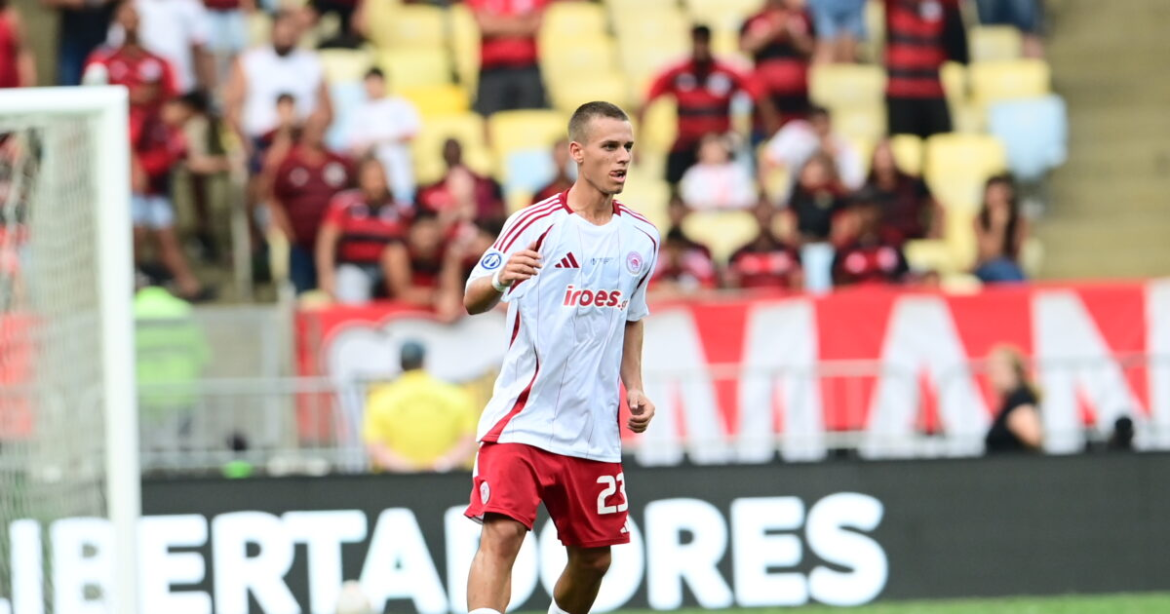 Η Ρίο Άβε διέκοψε το δανεισμό του Θεοφάνη Μπακούλα από τον Ολυμπιακό